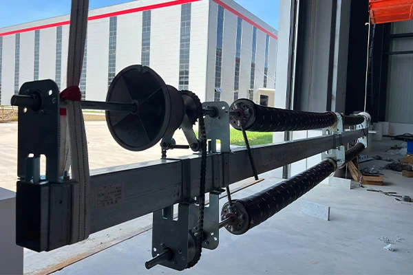 提升门的扭簧防断装置 提升门的扭簧防断装置