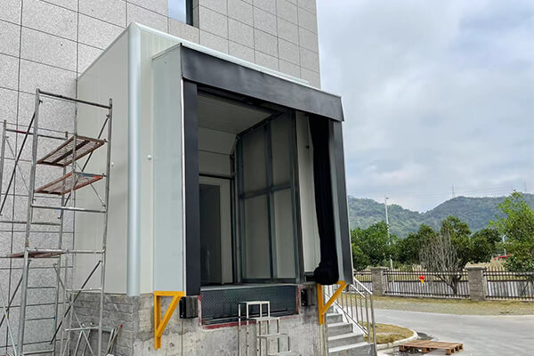 出口西班牙的充气式门封