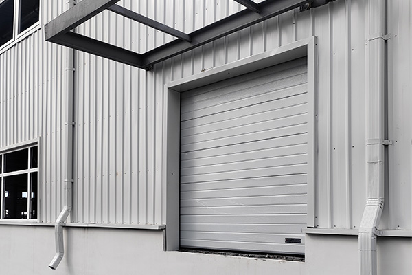 定制电动提升门