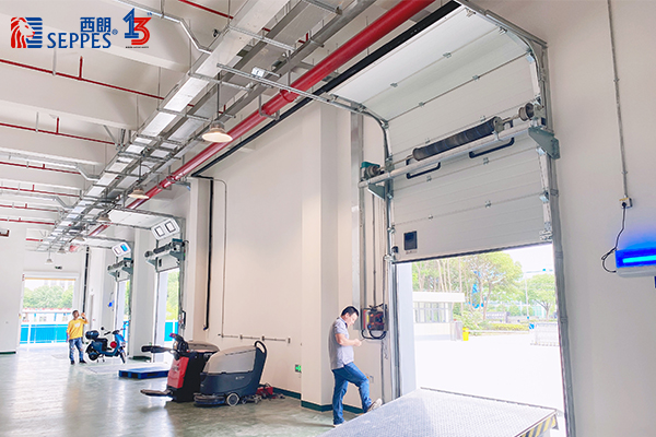 出口阿根廷厂房提升门