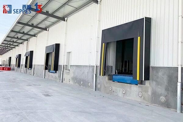 物流园机械门封