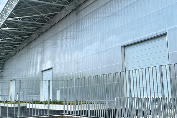 出口巴西厂房的垂直提升门