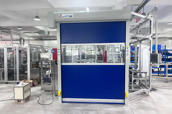 出口法国的防护快速门