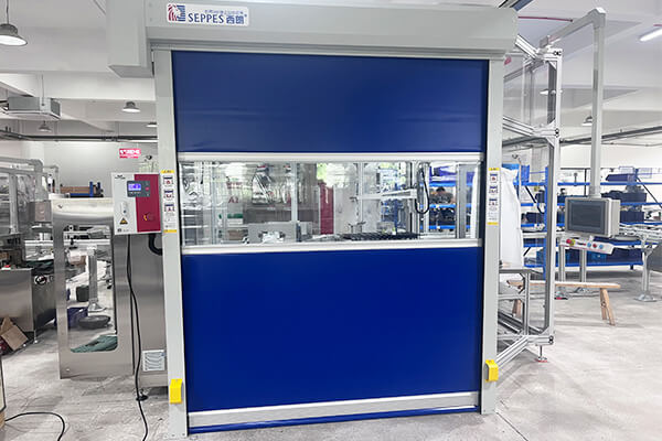 出口法国的防护快速门